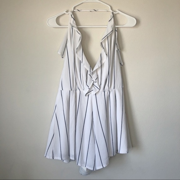 NWT LF White Romper with Gray Stripes - Picture 2 of 6